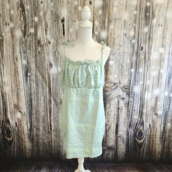 Rue+ Plaid Sundress - Picture 1 of 4